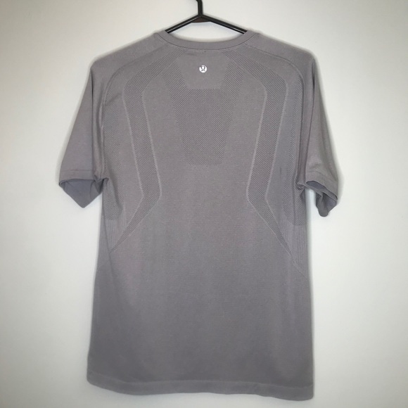 lululemon Metal Vent Tech SS - Picture 3 of 4